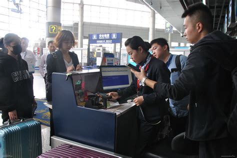 东航在太原进行RFID行李全程跟踪技术测试--只做卡