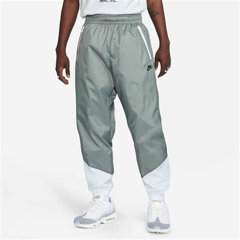Windrunner Lined Pants. Nike.com