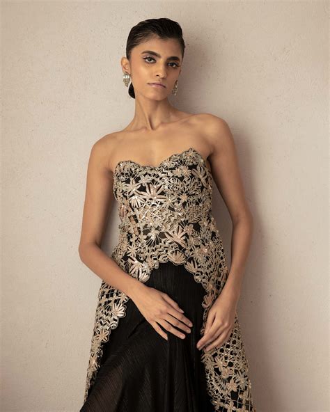 Geo-floral Cape Top Set