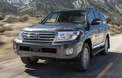 Wallpaper road, mountains, jeep, SUV, toyota, the front, Toyota, land ...