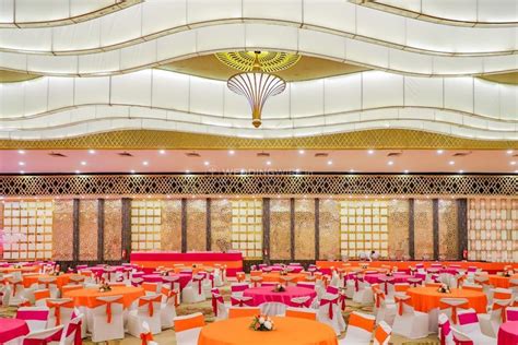 The Bristol - Venue - DLF Phase 1, Gurgaon - Weddingwire.in