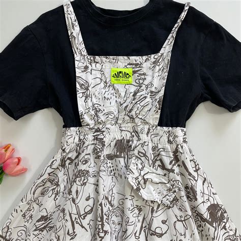 Dress-Bust 32 to 34 – Outdated