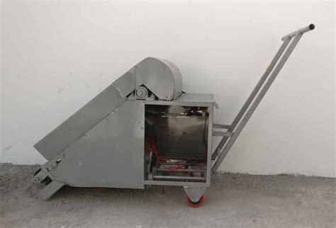 Cow Dung Collecting Machine - National Innovation Foundation-India