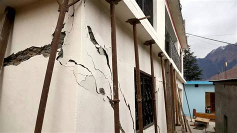 After 15 days of denial govt finally admits new cracks in Joshimath ...
