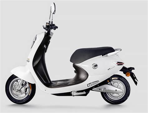 Yadea C-umi - Electric Scooter 2025 - 🇮🇳 India