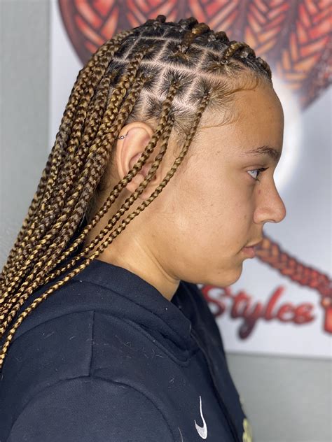 Smedium Knotless Braids With Beads Medium knotless braids with beads