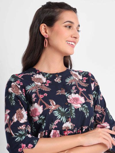 Buy Kurtas, Kurtis For Women Online at Beyoung - Upto 70% Off