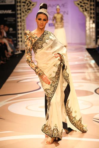 Desi Fashion: Fav Designers from Lakme Fashion Week