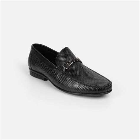 Buy Mochi Men Black Formal Moccasin Online | SKU: 19-722-11-39 – Mochi ...