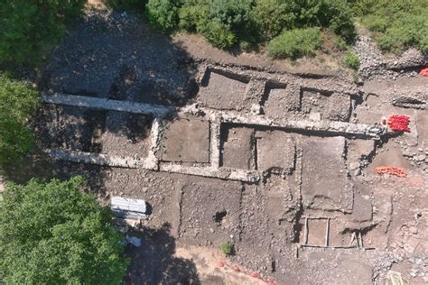 Hellenistic-Style Wall at Gergovia Reveals Rare Gallic-Roman Transition ...