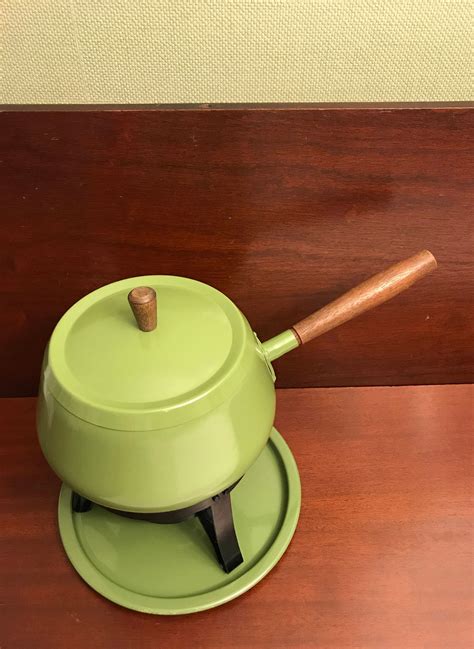 Vintage Fondue Pot, 1970s Fondue pot, Avocado Green Fondue pot, Vintage ...