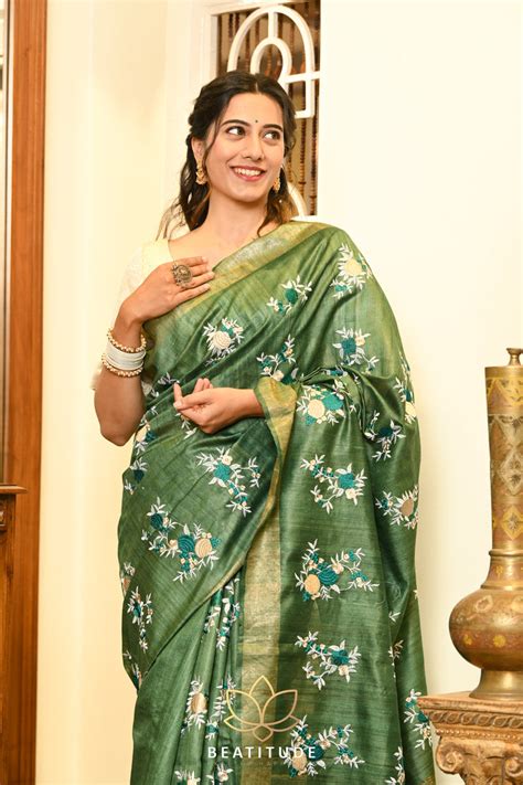 Green Handwoven Tussar Machine Embroidery Silk Saree – Beatitude