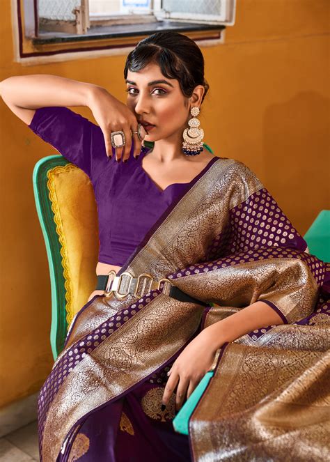 Buy Bossanova Purple Zari Woven Banarasi Saree Online - MySilkLove