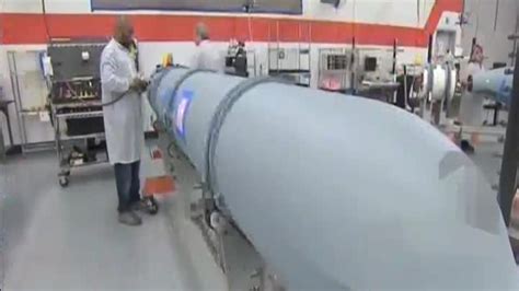 美海军接收最新型“战斧”导弹，射程可达2400公里_凤凰网视频_凤凰网