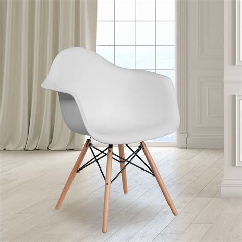 White Plastic Chair Wood Legs at Autumn Allen blog