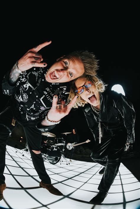 Papa Roach Last Resort