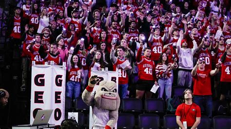 UGA hoop season ticket holders impacted by plan for student sections