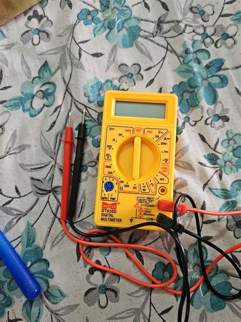 GLUN Basic Digital Multimeter with Buzzer Square Wave Output Voltage ...