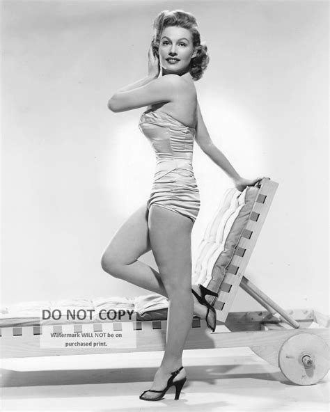 ACTRESS GALE ROBBINS PIN UP - 8X10 PUBLICITY PHOTO (AB-526) | eBay