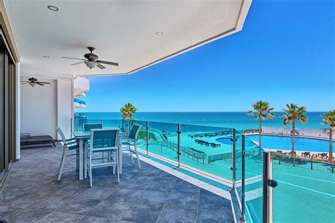 https://dynamic-media-cdn.tripadvisor.com/media/photo-o/1a/c1/2a/0c/esmeralda-beach-resort.jpg?h=-1&s=1&w=900