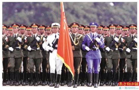 1999年国庆阅兵 中国与受阅方队一起迈向新世纪 - 青岛新闻网