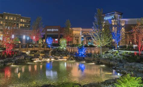 COMMERCIAL PROJECTS - Lighthouse Outdoor Lighting