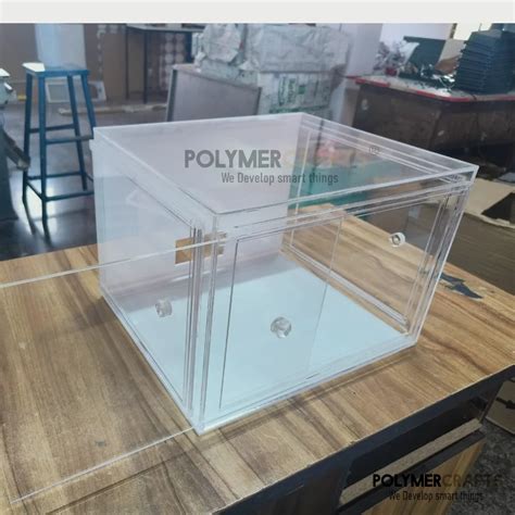 ACRYLIC CUSTOM DISPLAY BOXES & CASES - Transparent Acrylic Weighing ...