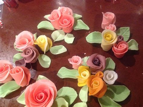 Fondant Rose Instructions 的图像结果