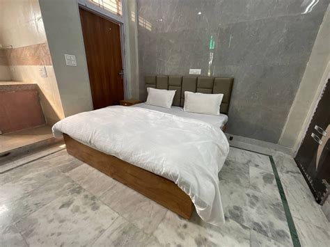 Amrut Living and Homestays