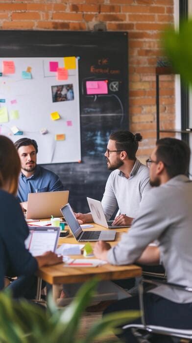 Communication Strategy 4K Image 的图像结果