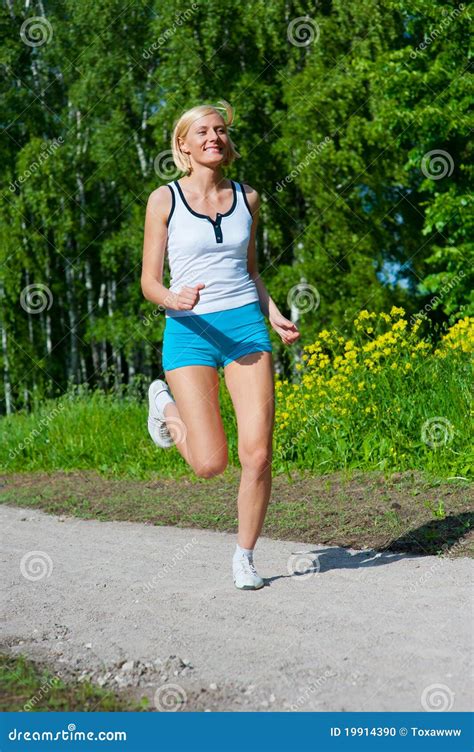 Running Woman 的图像结果