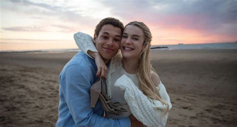 Deze nieuwe gezichten voegen zich bij de cast van Knokke Off S3