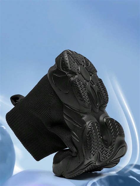 Dames Athleisure All-Black High-Top Knit Cushioned Shock-Absorbing Sock ...