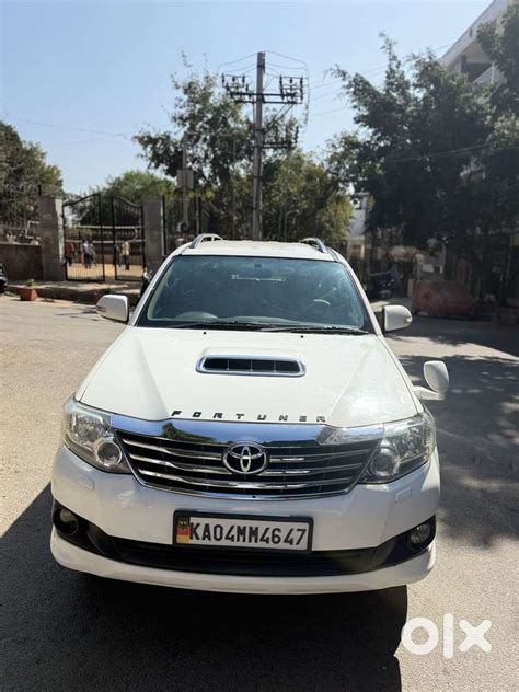 Toyota Fortuner 3.0 4x4 Manual, 2013, Diesel - Cars in BCC Layout ...