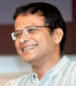 Do writers prefer gizmos to the pen?