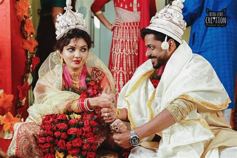 Bodhu Alert! Quick Tips for a Bengali Dulhan Before She Enters Her New ...