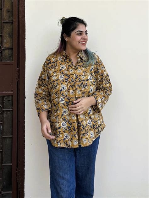 Anvika A Line Relaxed Fit Collar Top – Kasaa Hues