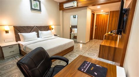 CLARKS INN, BATHINDA (Punjab) - Hotel Reviews, Photos, Rate Comparison ...