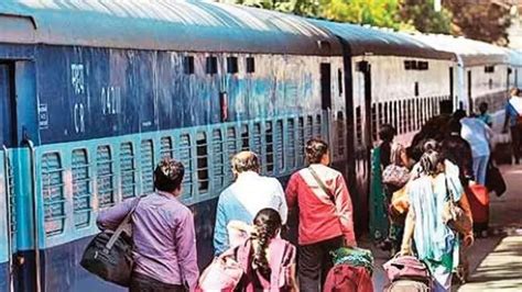 ரயிலில் ஜெனரல் கோச்சுகள் ஏன் முதல் மற்றும் கடைசியில் உள்ளது தெரியுமா ...