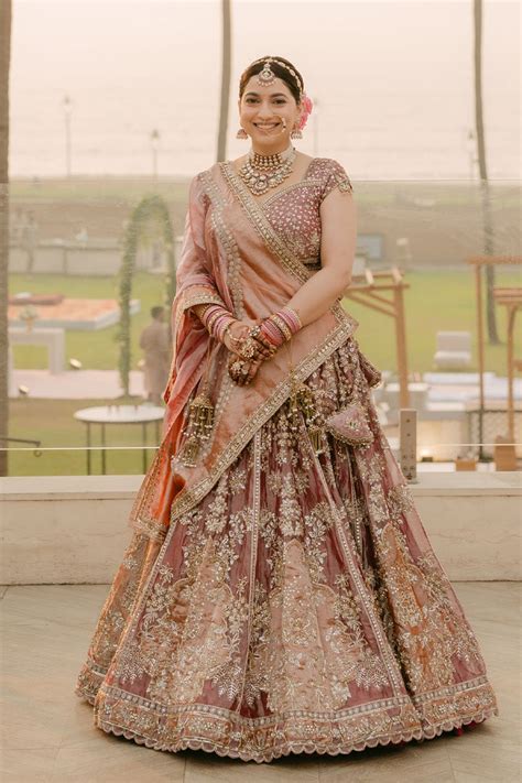 Aishwarya In Becoming Lehenga Set – Ridhi Mehra