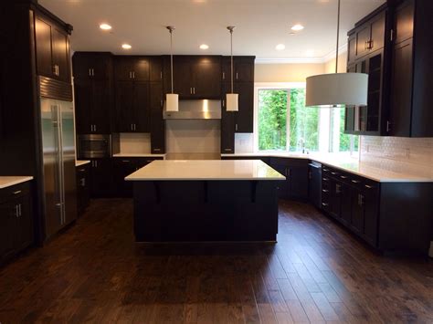 Dark Floor Kitchen: Ideas For A Stylish, Sophisticated Look - Kitchen Ideas