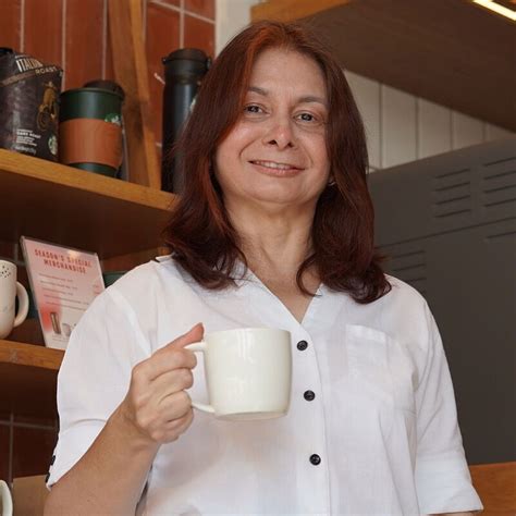 Amazon.in: Hina Siddiqui: books, biography, latest update