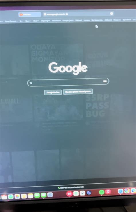 Glitches/vertical lines on external display while using my MacBook Air ...