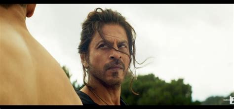 Fans Suspect SRK Got Alleged ‘Nose Job’ Done For Pathaan Song Besharam Rang