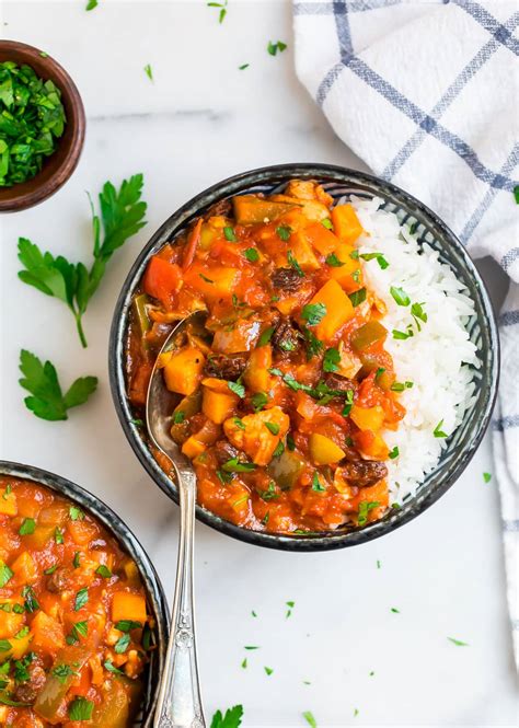 Spanish Chicken Stew {Easy One Pot Recipe} - WellPlated.com