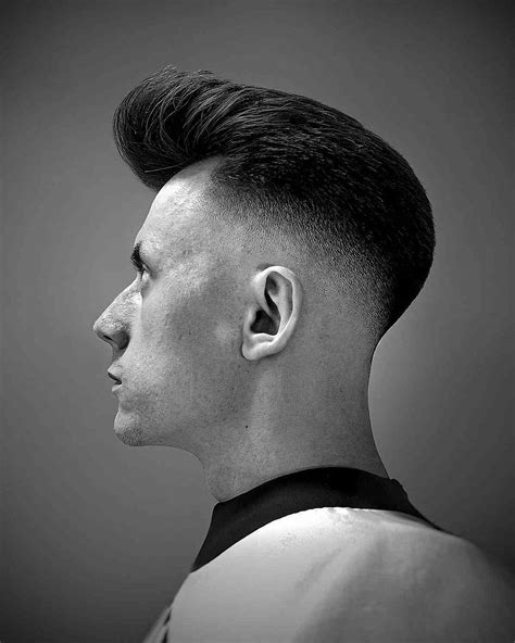 Razor Fade Pompadour