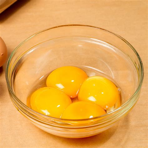 13 Egg Wash Substitutes (+ Best Alternatives) - Insanely Good