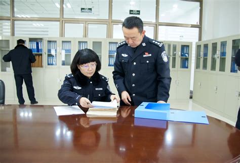 甘肃警察职业学院|学院对教学档案开展全面检查