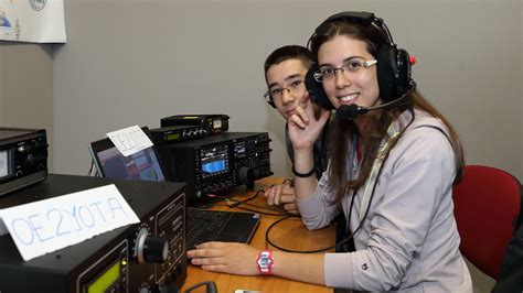 Tips and Tricks for Participating in Amateur Radio Contests - Unicom Radio