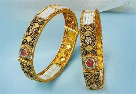 Gold rises Rs 150; silver climbs Rs 400